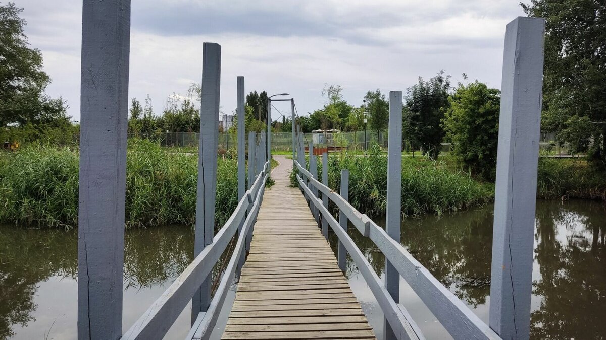     Село находится в 200 километрах от Омска.