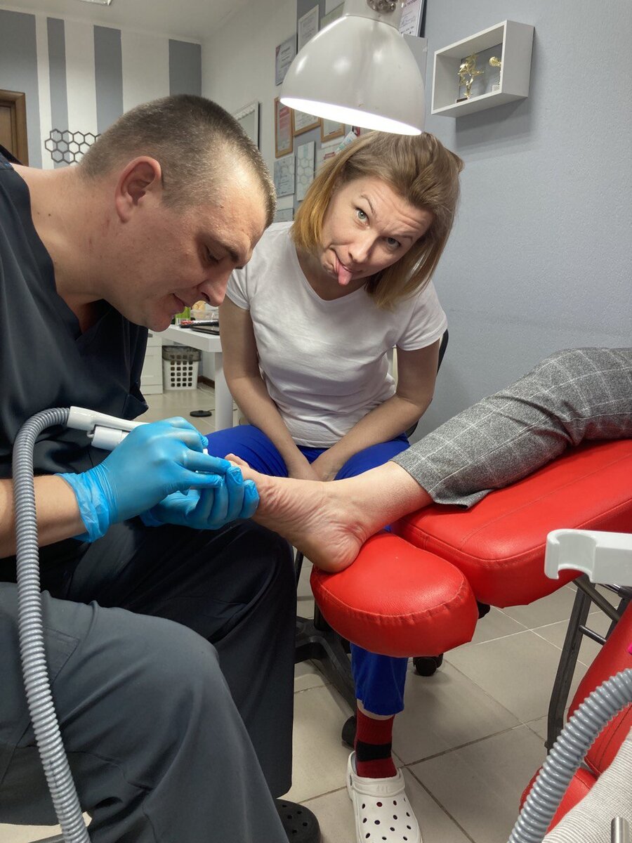 У нас сегодня живой курс по "Ортониксии", изучаем титановую нить 