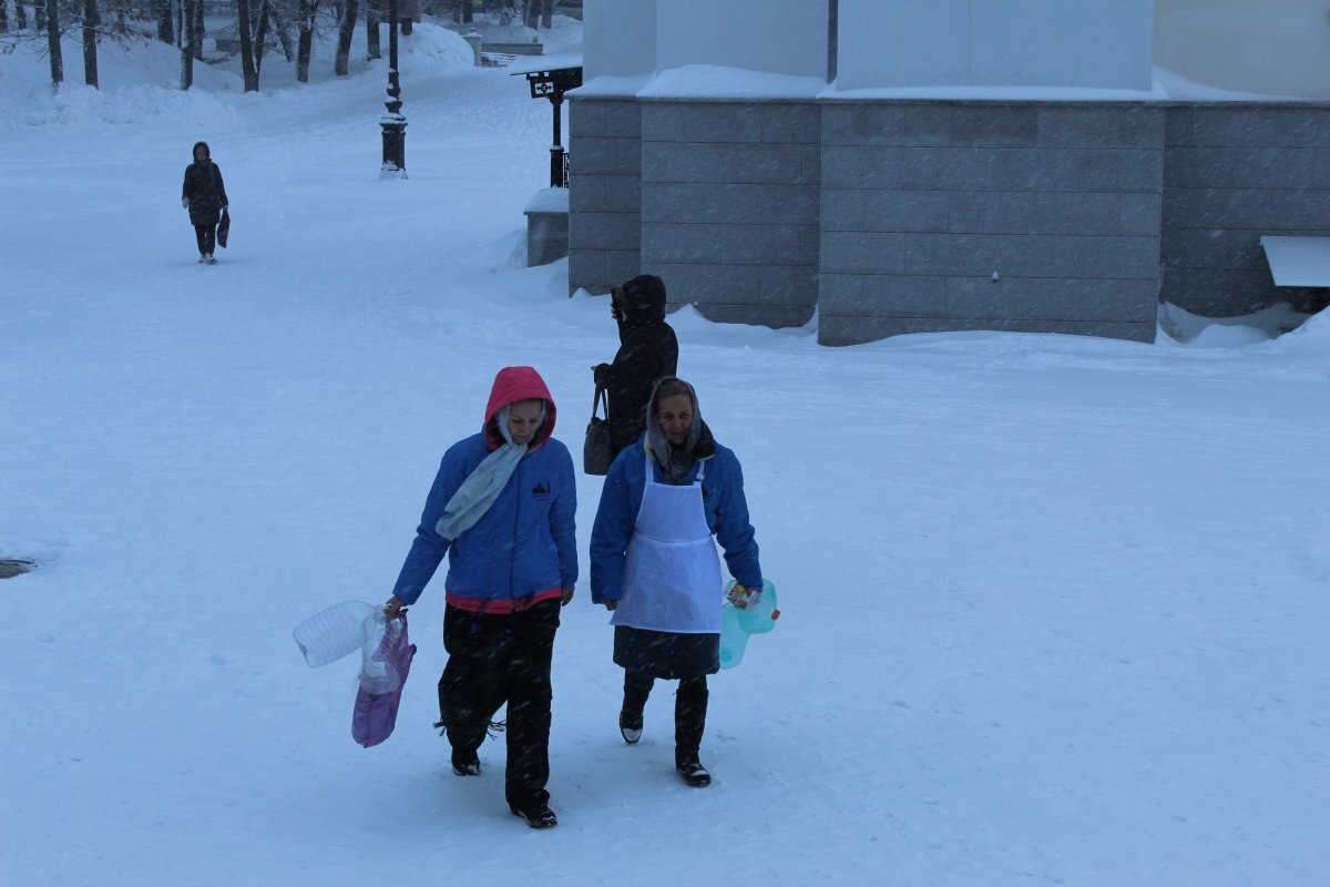    Пензенцам сообщили, когда начнут выдавать святую воду