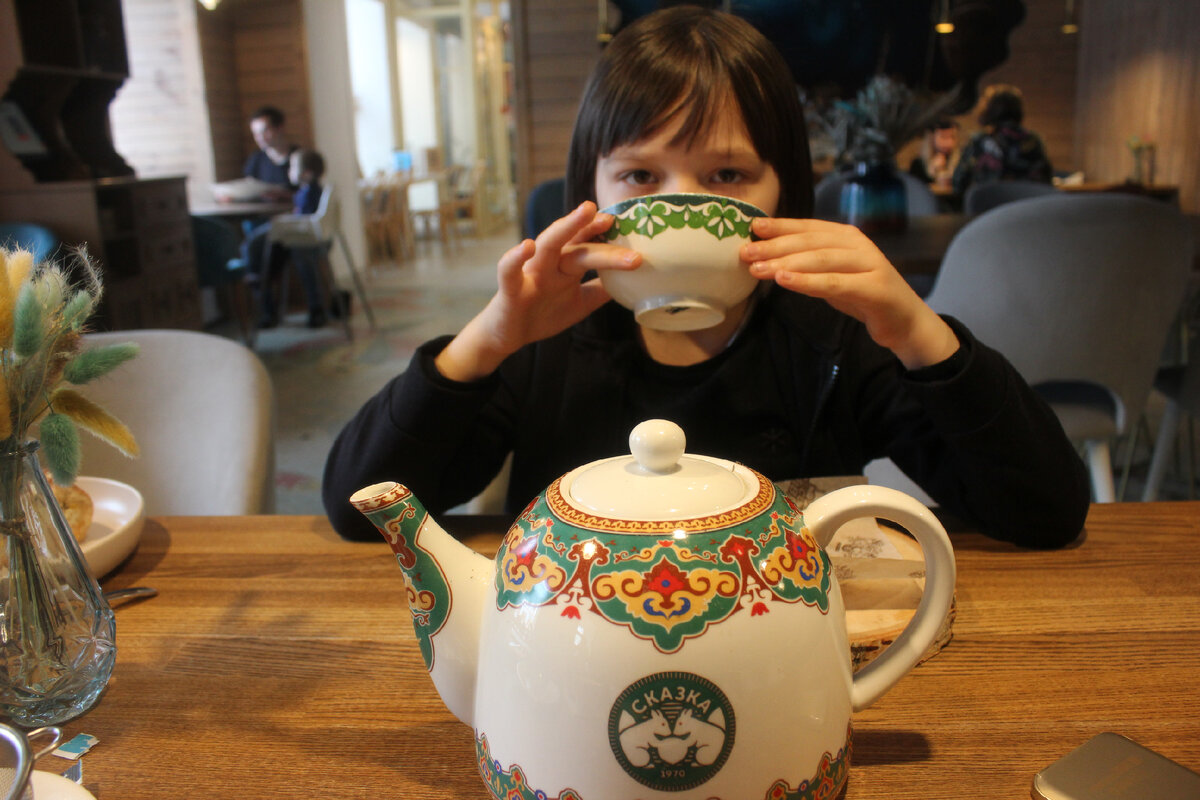 в Казани, в семейном ресторане Сказка