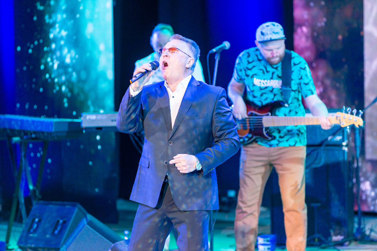 Александр Попов