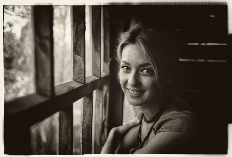 Евгения Лоза на съемках сериала «Ведьма» 