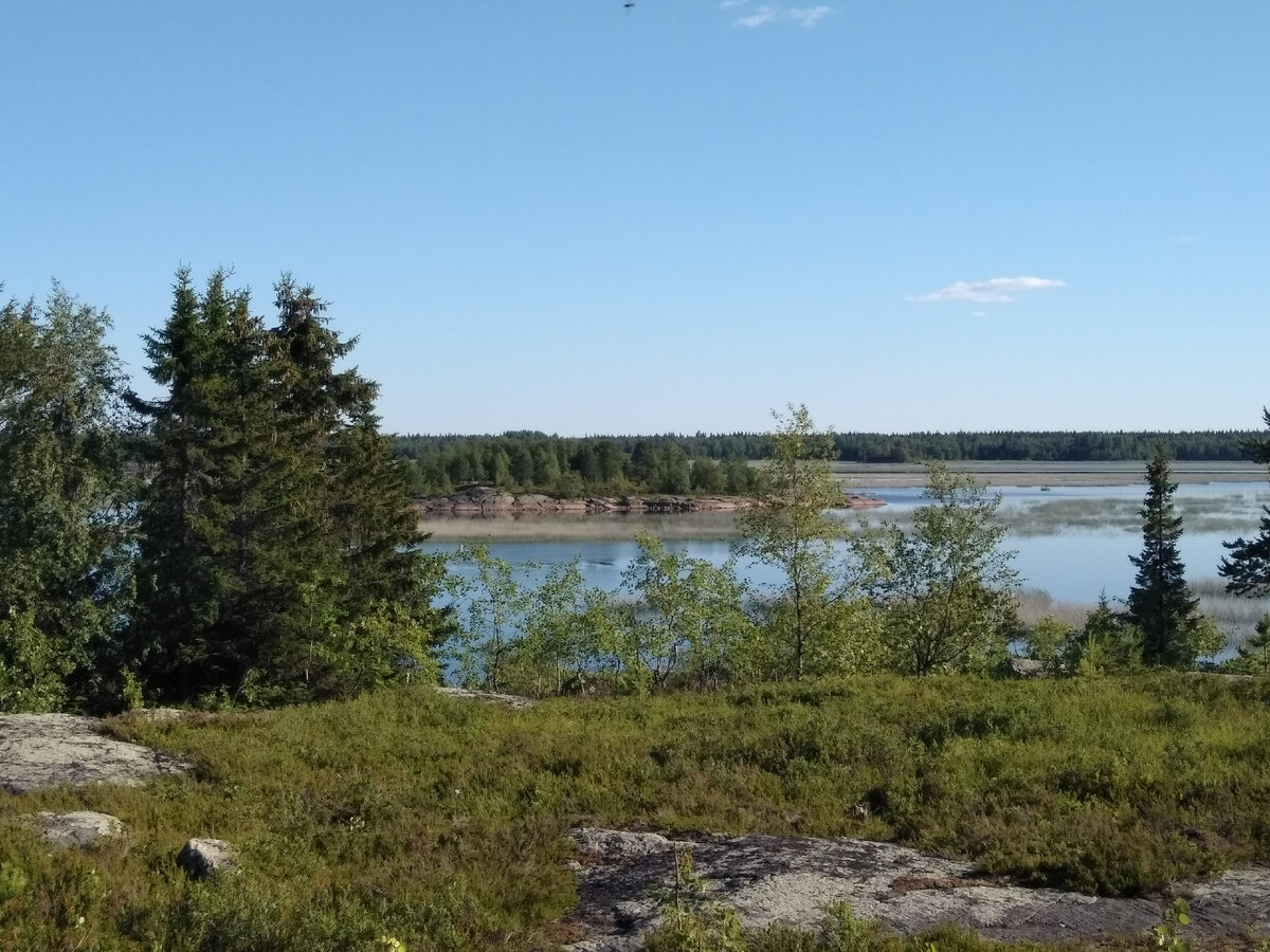 Любимое папино Белое море.. Сколько дней и ночей он там провел.. Наверняка, они сложились в года.. 