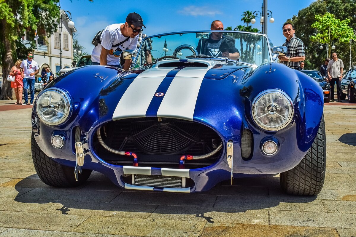 Shelby Cobra машина дарящая уникальные эмоции | Автомобильные мысли | Дзен