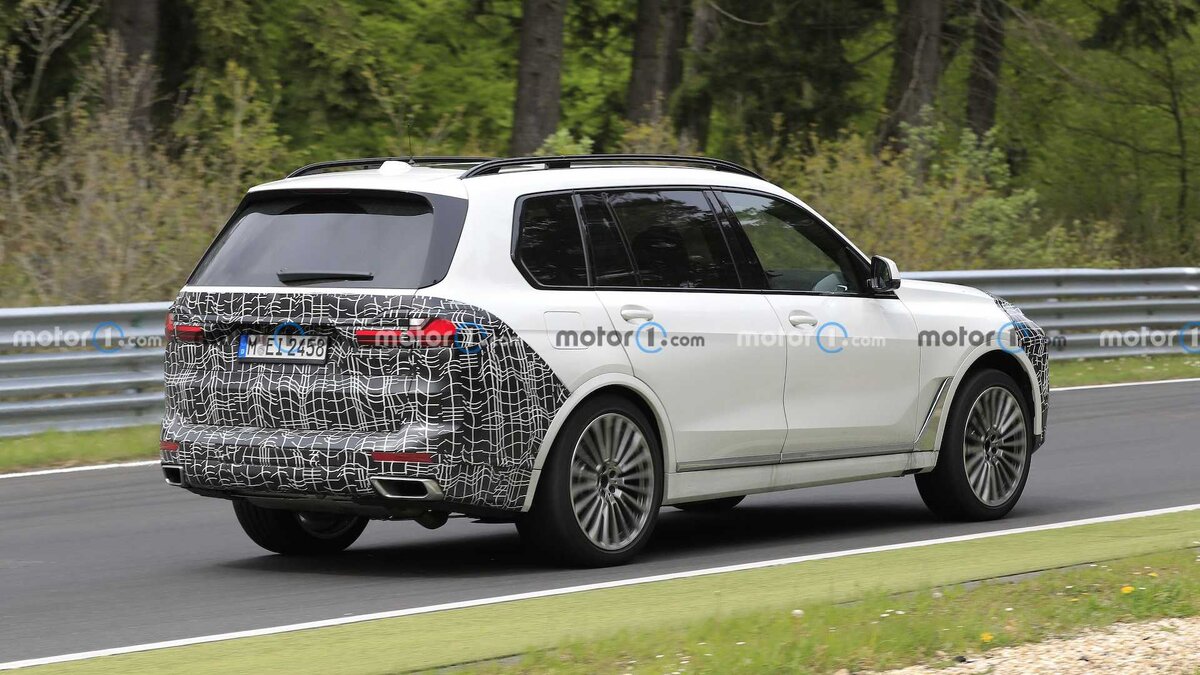 Обновленный BMW X7. Фото: motor1.com