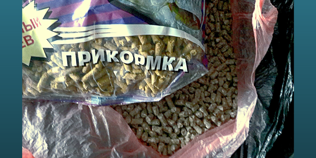 На карпа, плотву, карася и леща лучше работал пеллетс с ароматом кукурузы