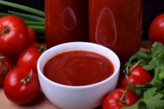 Кетчуп с базиликом и кинзой 