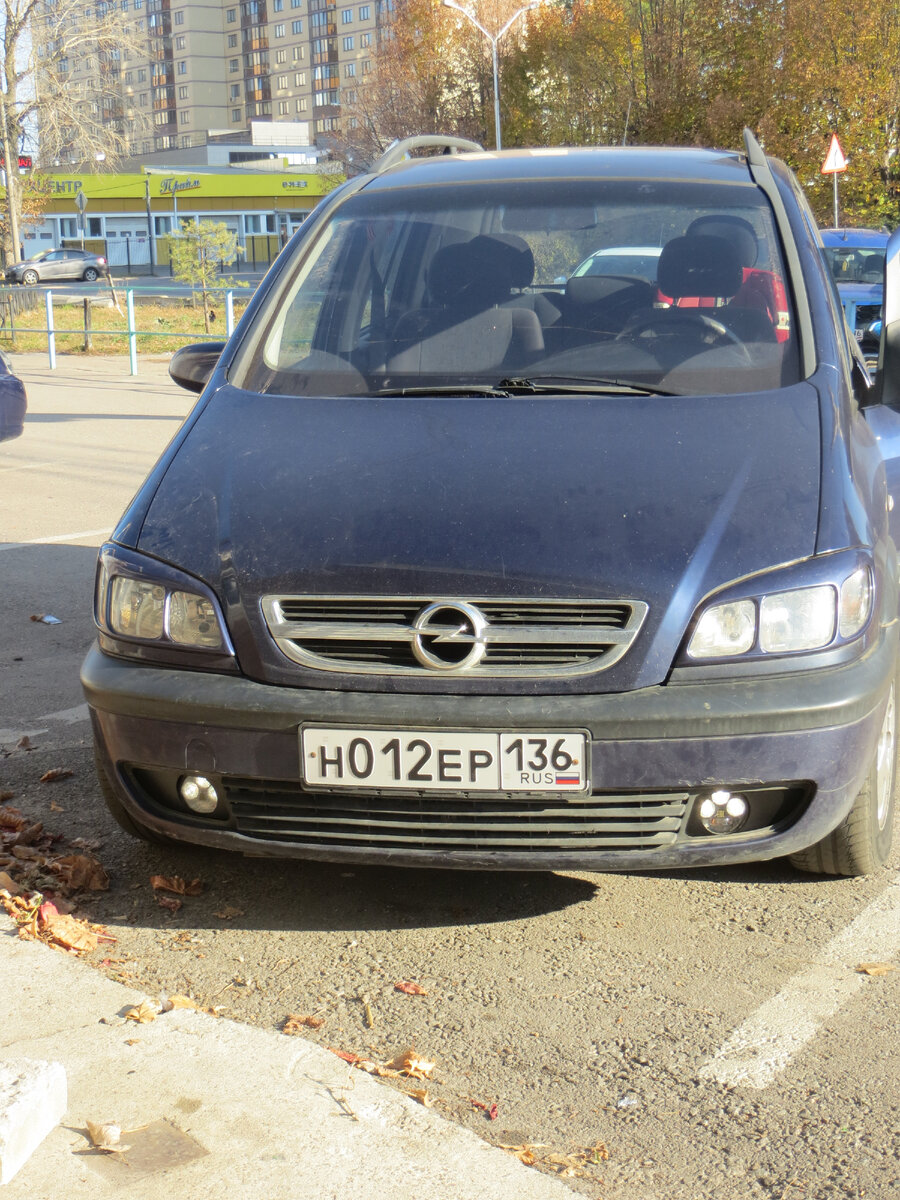 На этот автомобиль мы установили адаптивные фары от Диодосвет.