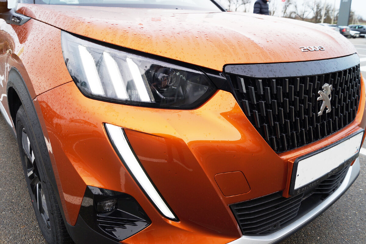 Передняя оптика Peugeot 2008 II