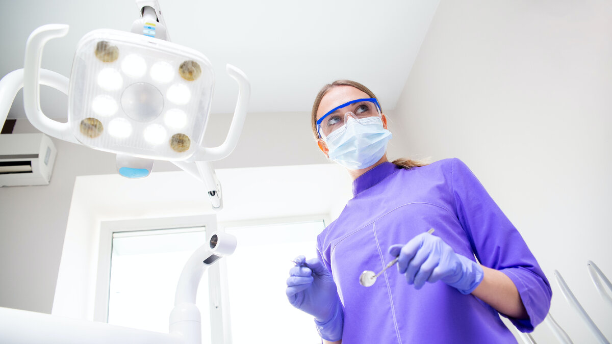 Профессию врача-стоматолога можно назвать самой привлекательной среди всех медицинских направлений.