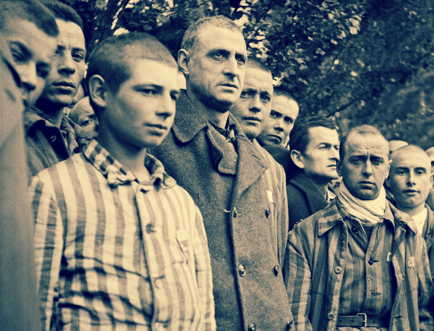 Узники концлагеря