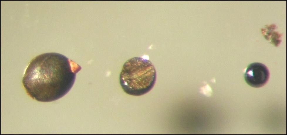 «Космические шарики» из глубоководных осадков.