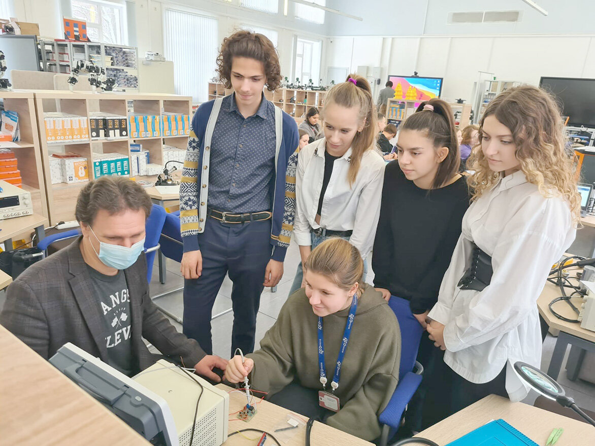 Листайте вправо, чтобы увидеть больше изображений