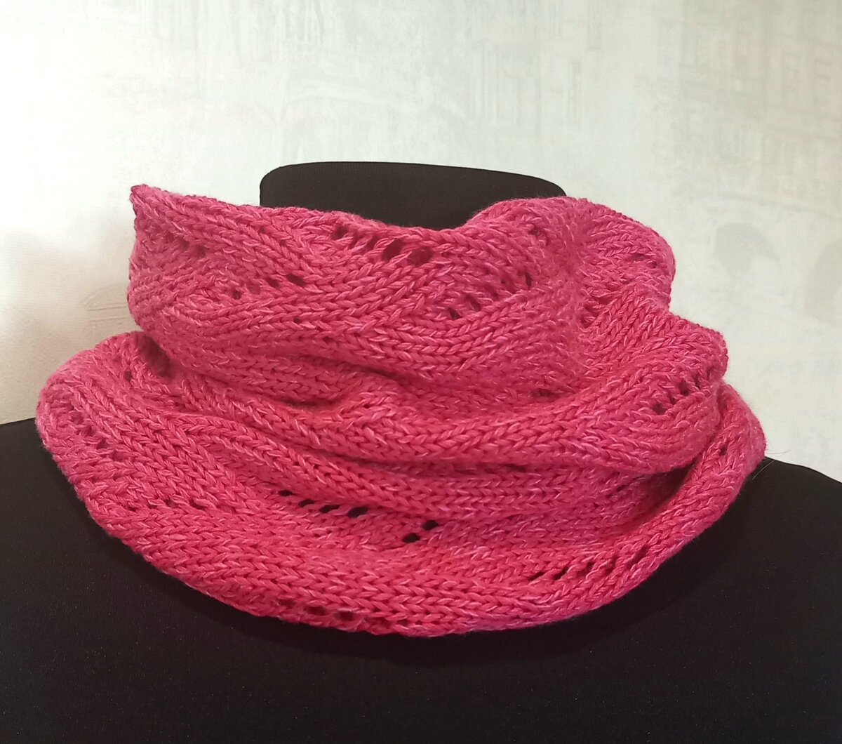 И этот снуд из хлопка,но с добавлением моей любимой нитки,в состав которой входит...???