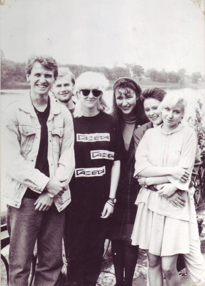 Гастроли в Твери. Я — блондинка справа.