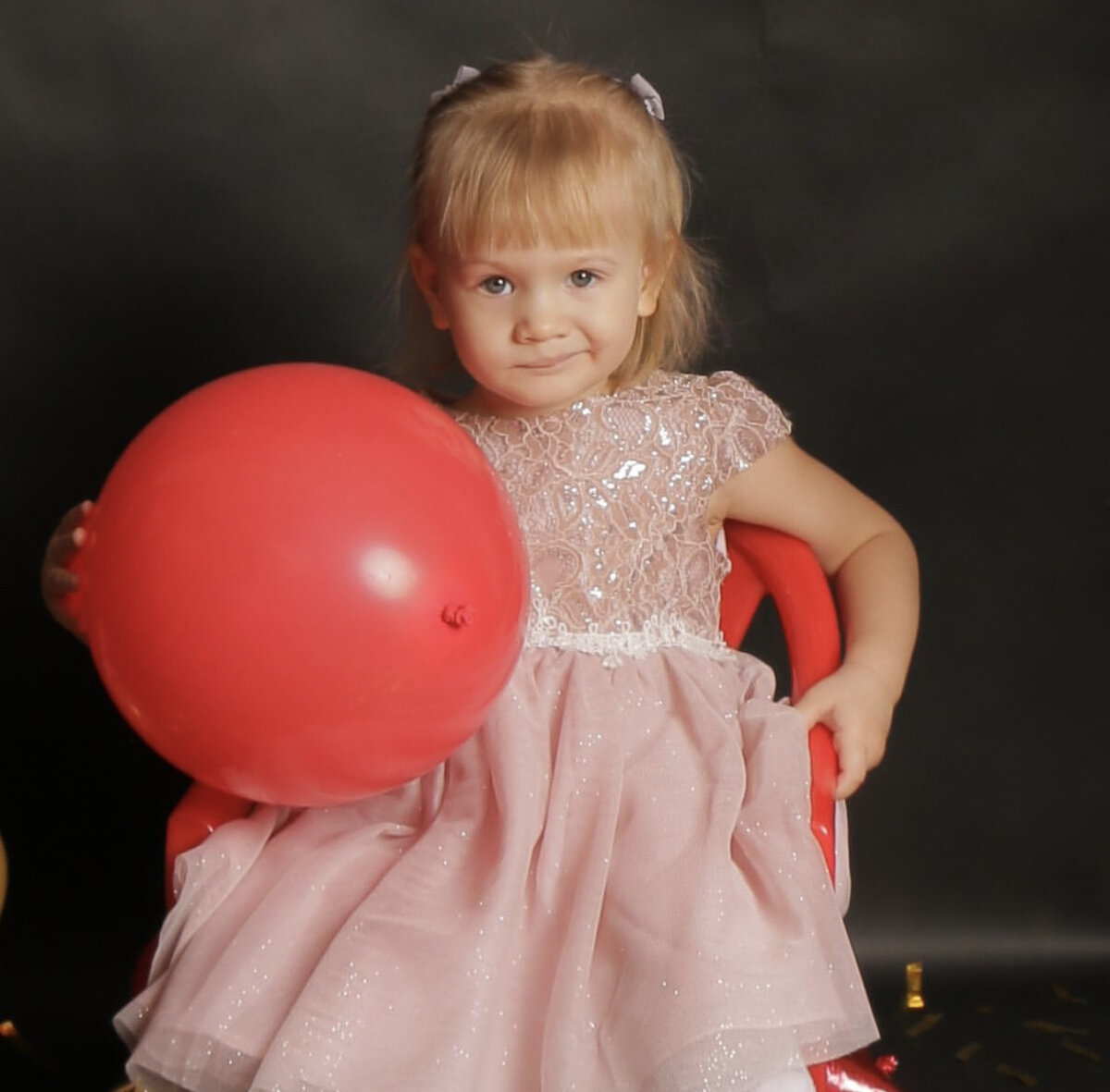 Алиса Русс 2,5 годика.