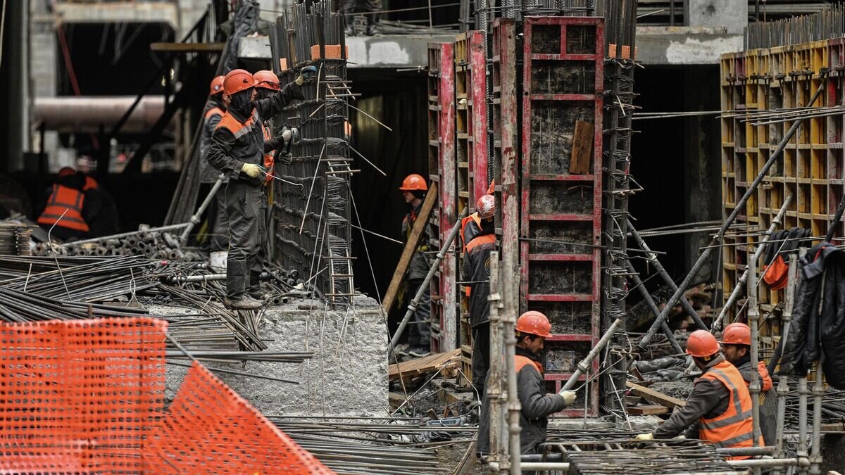    Строительство станции метро "Внуково"© РИА Новости / Рамиль Ситдиков