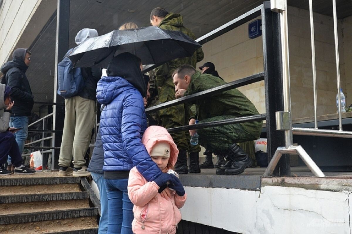    Школьники Тверской области пишут мобилизованным военнослужащим