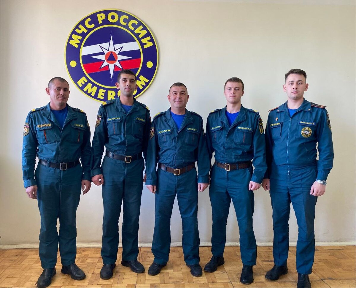 Пожарники сарапула. Пожарные сарапул. Пожарные сарапул. Пожарные сарапул. Гу мчс удмуртия.