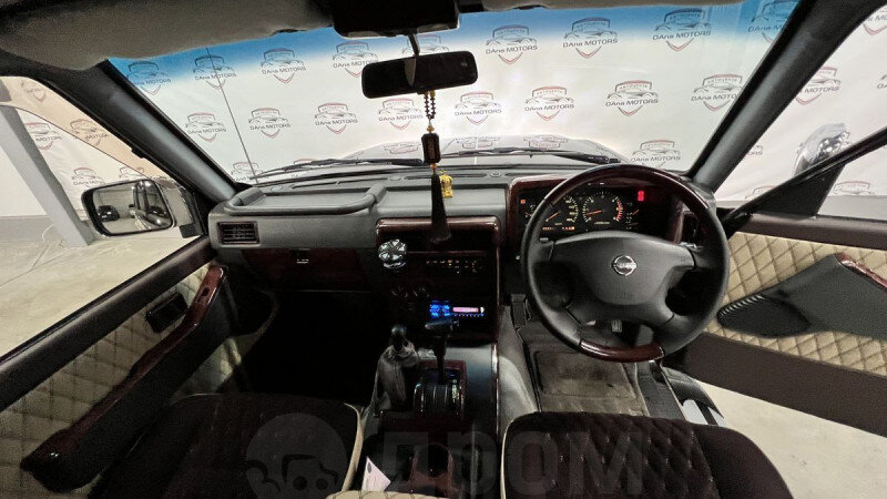     Nissan Safari 1997 года за 2 млн рублей Drom.ru