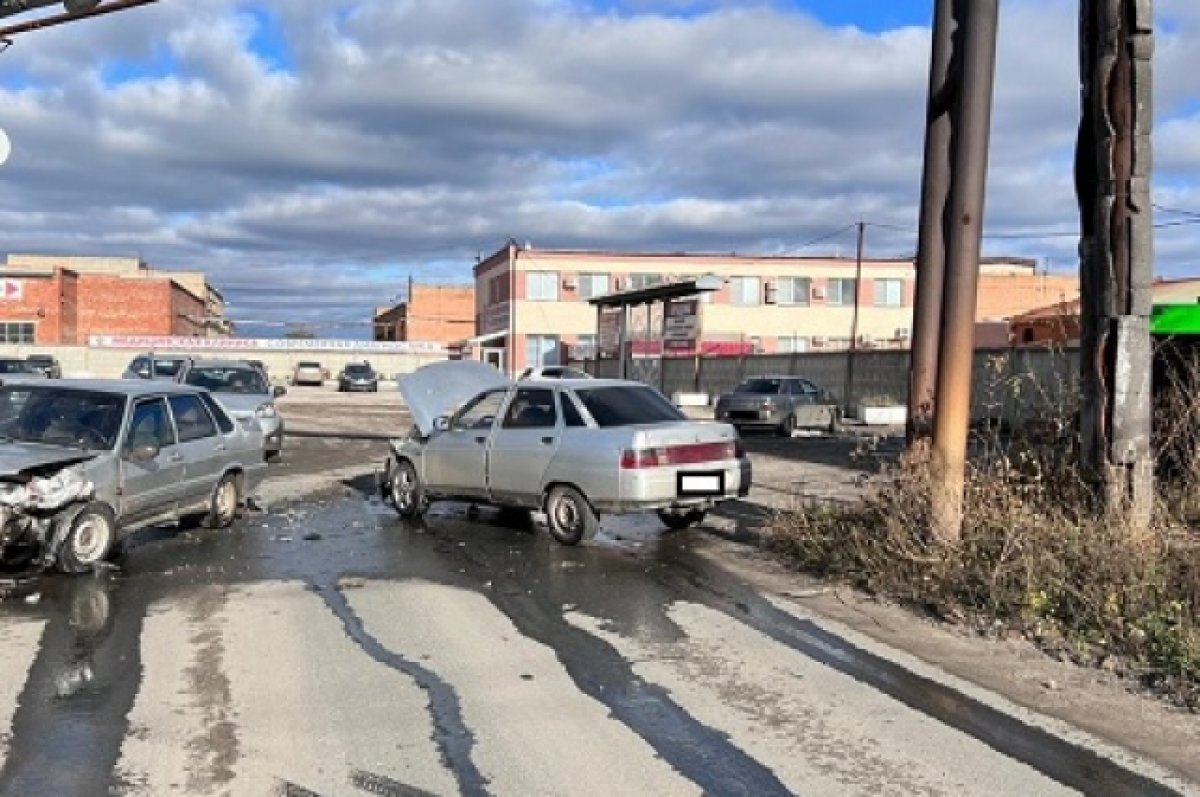    В Сызрани в ДТП на встречке пострадала 28- летняя девушка