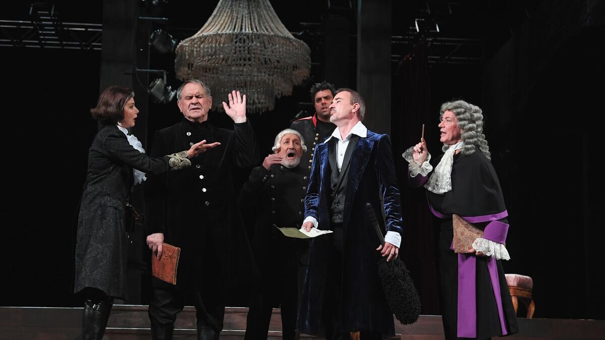    Спектакль "Женитьба Фигаро" на сцене Малого театра© РИА Новости / Екатерина Чеснокова