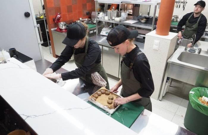    Олег Золото / MR7