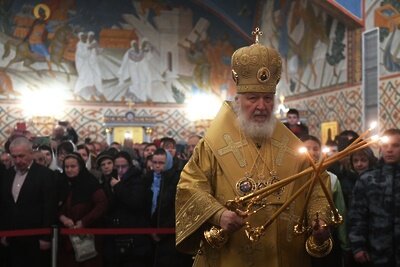    Патриарх Московский и всея Руси Кирилл совершает чин великого освящения храма Равноапостольного великого князя Владимира – главного храма Росгвардии в подмосковной Балашихе ©Кирилл Каллиников РИА Новости