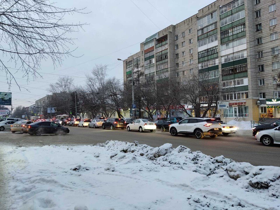     В час пик в Томске наблюдаются 9-бальные пробки Анна Ковалёва
