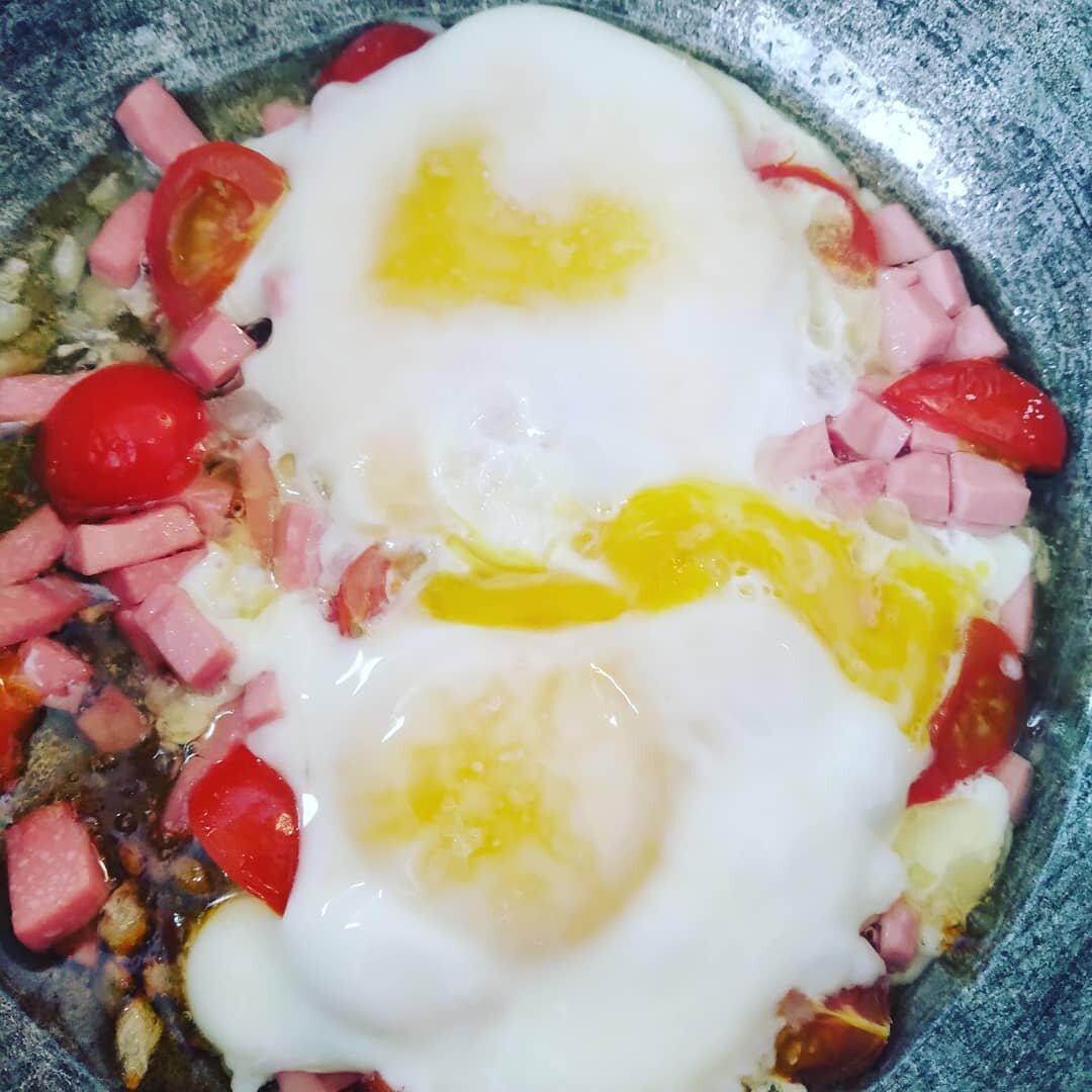 Яичница в казане!,))))