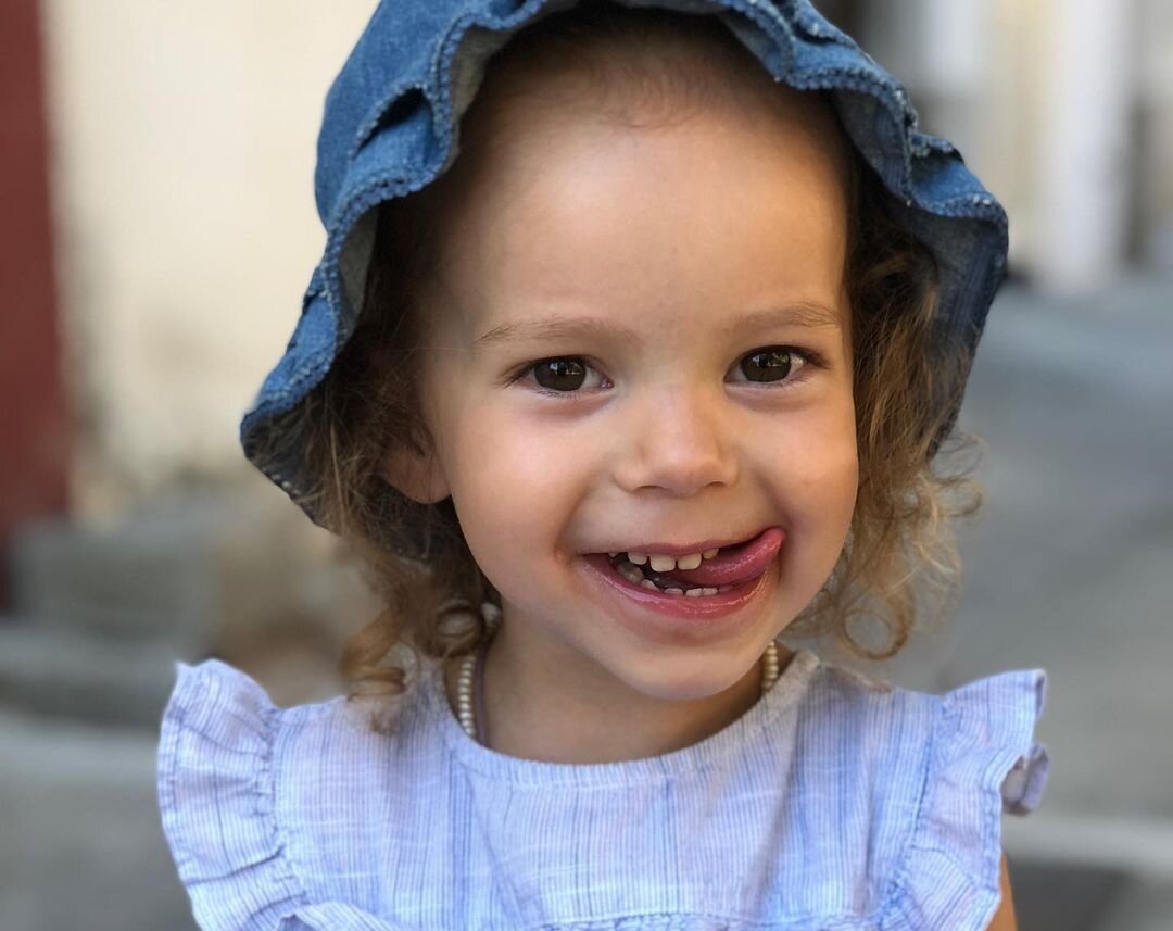 Ника на отдыхе в Греции