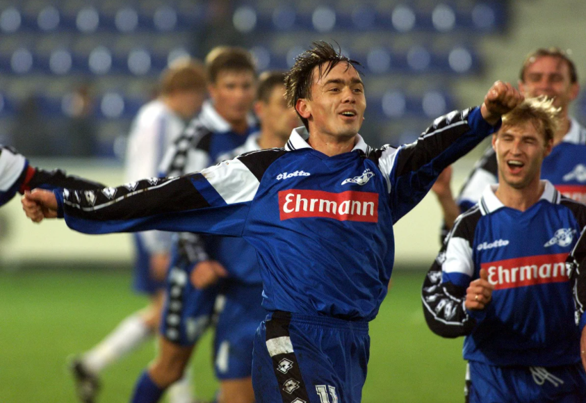 Сергей Рогачёв - нападающий "Сатурна" в 2001 году