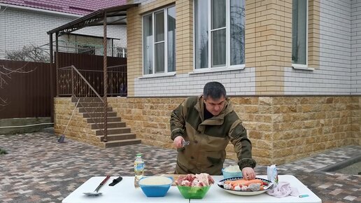 НОВОГОДНИЙ УЗБЕКСКИЙ ПЛОВ В КАЗАНЕ НА КОСТРЕ / как приготовить плов вкусно