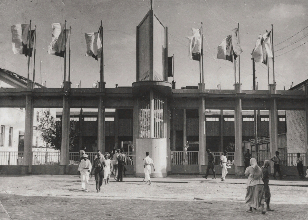 Казань,  вход на стадион «Динамо», 1930-е.