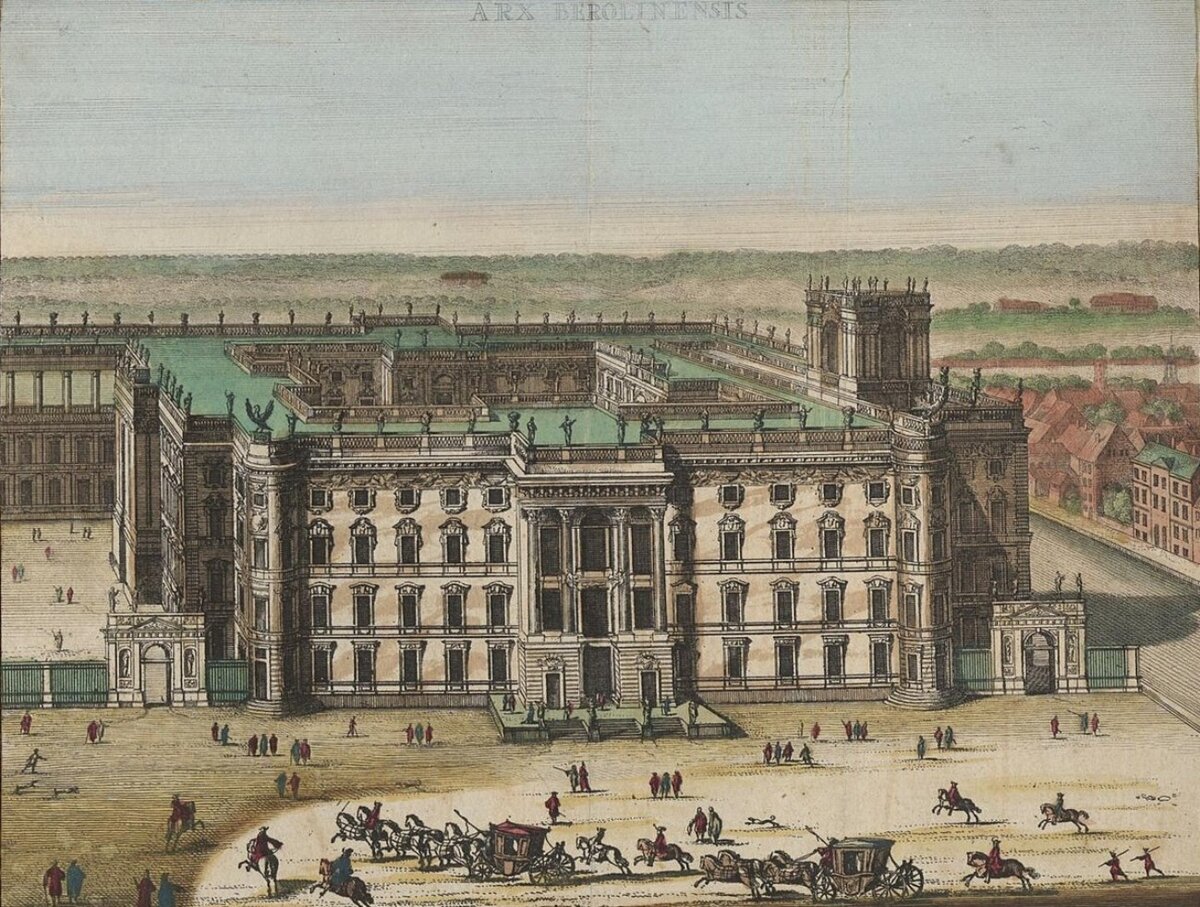 Вот например королевский дворец в Берлине 1702 года постройки