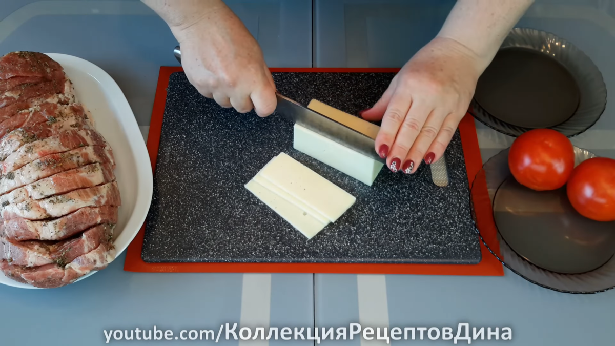 Запеченная свинина с помидорами под сыром – пошаговый рецепт приготовления с фото
