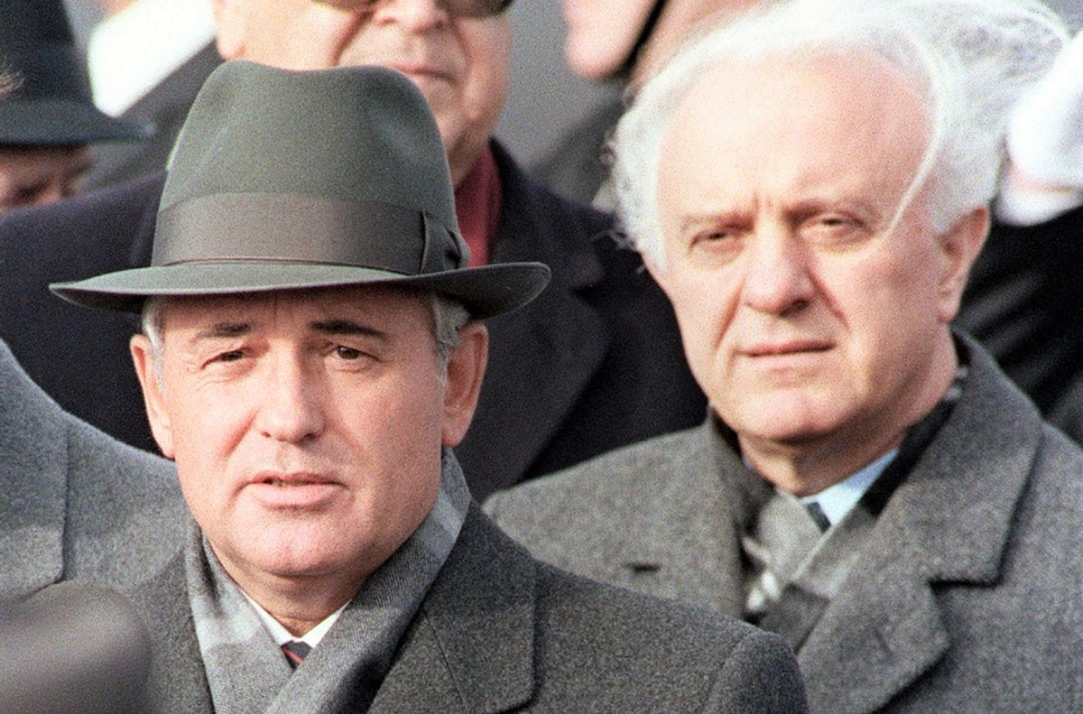 М. Горбачев и Э. Шеварднадзе.