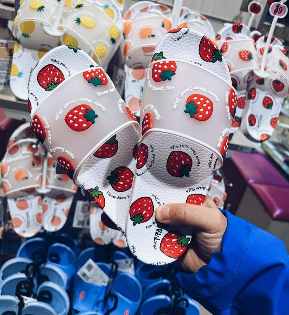 Не, ну ок, в таких пойду летом поливать свои теплицы