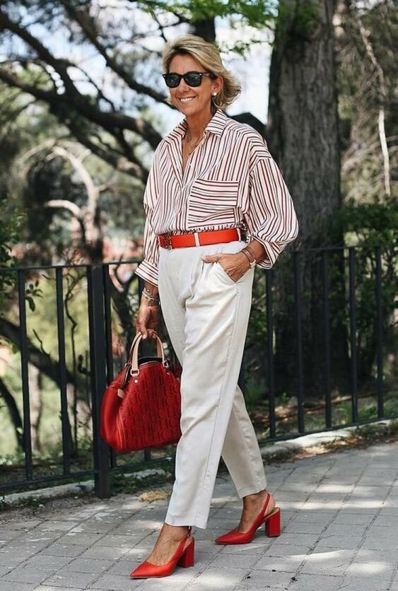 Светлые оттенки выглядят элегантнее, стильнее и помогают выглядеть моложе