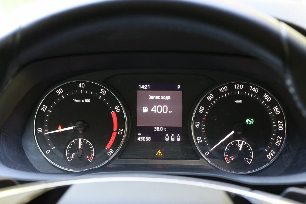 Asr шкода рапид. Asr skoda. Asr skoda. Asr skoda. Значок esp шкода октавия а5.