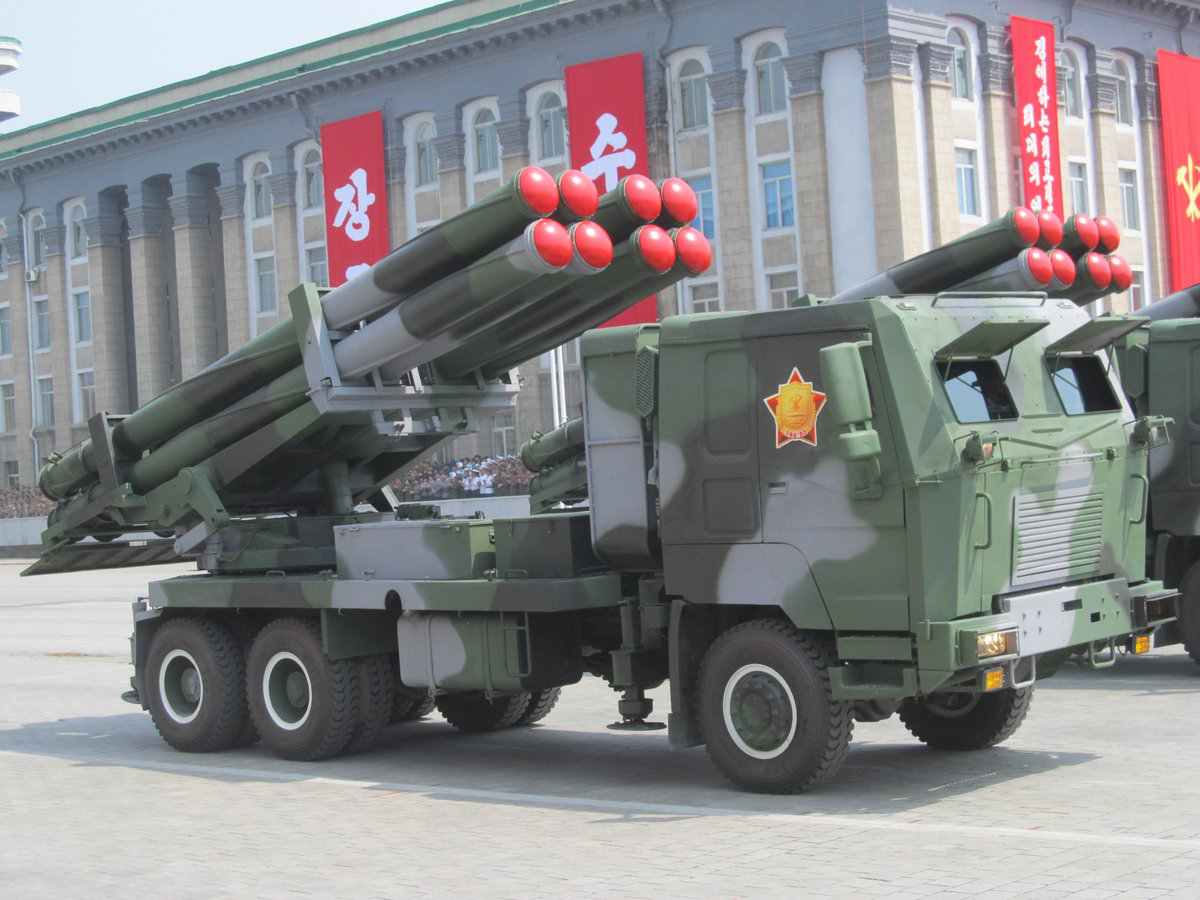 По всем параметрам РСЗО HIMARS проигрывает северокорейским KN-25