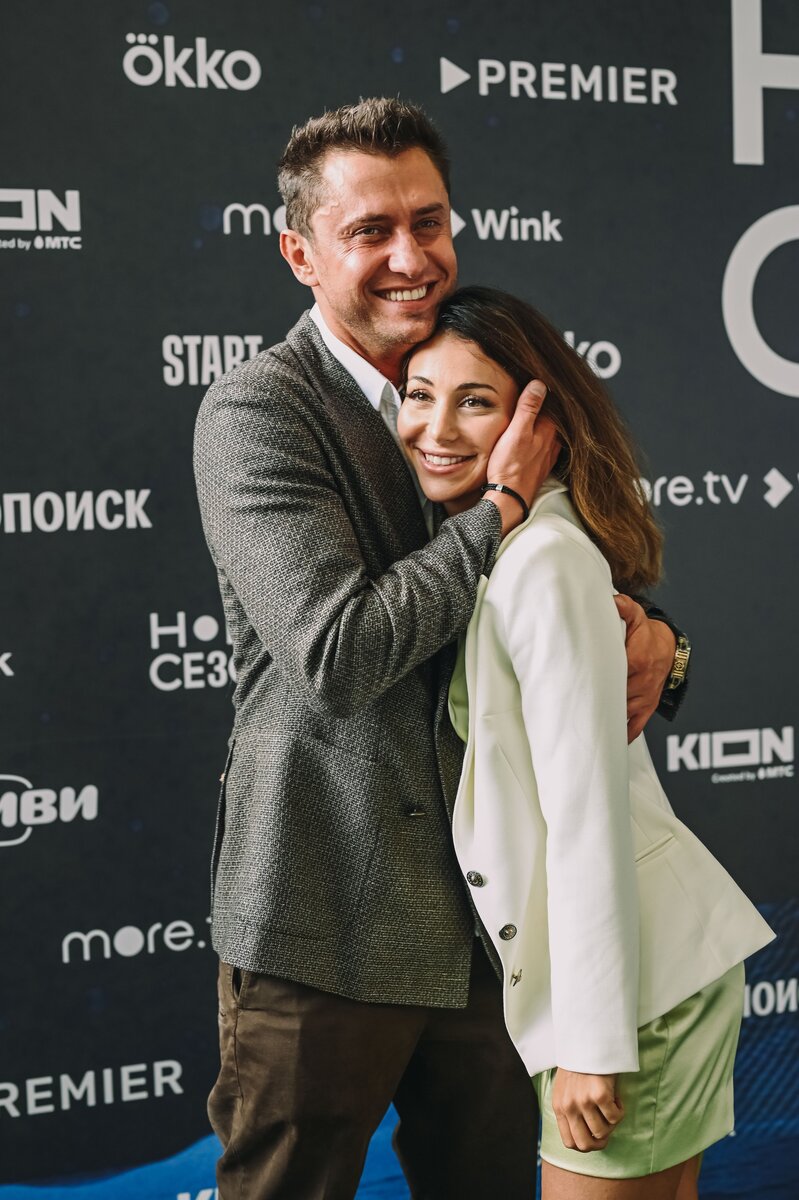    Павел Прилучный и Зепюр Брутян в Сочи Фото: Super.ru / Марченко Александра