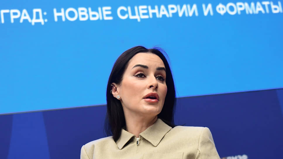 Фото: Евгений Павленко / Коммерсантъ📷Тина Канделаки