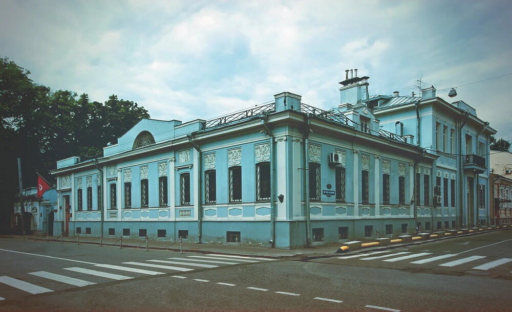 Дом Винчестеров в Америке. Фото особняка внутри, история, призраки, кто там живёт, факты