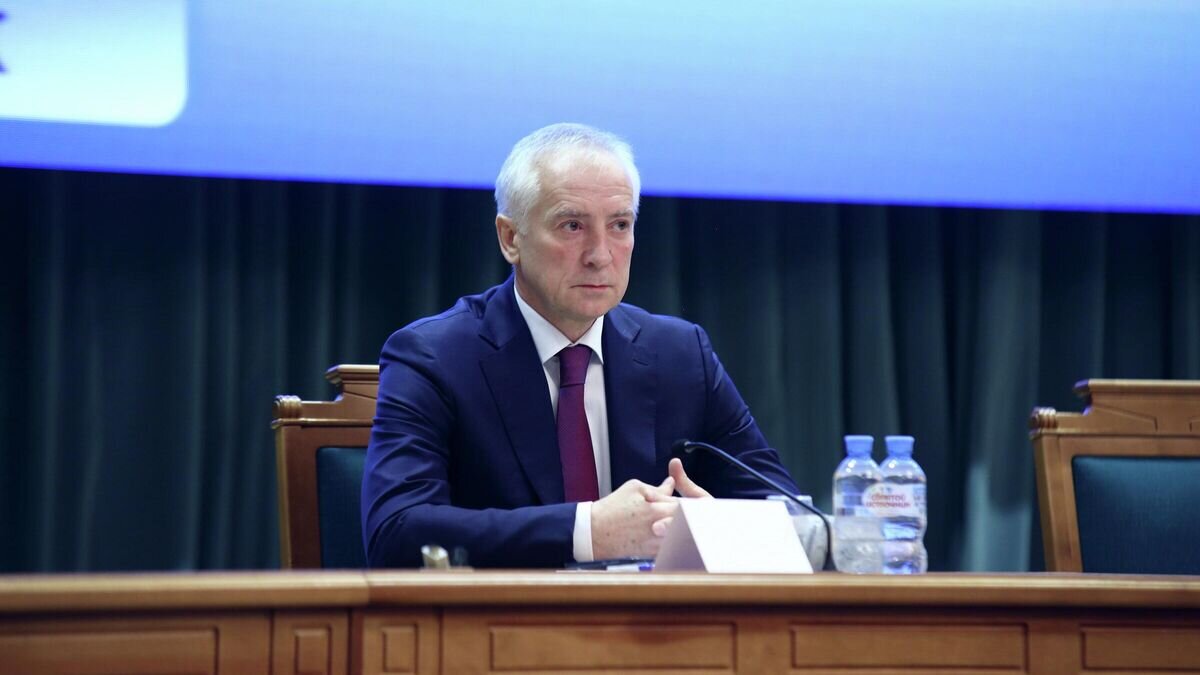    Владимир Мазур на внеочередном собрании Законодательной Думы Томской области© РИА Новости / Пресс-служба администрации Томской области