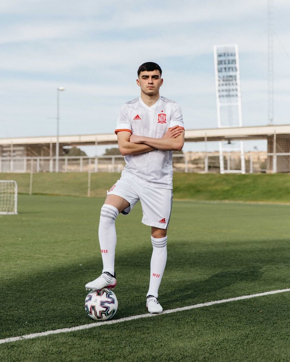 Педри Гонсалес Лопес