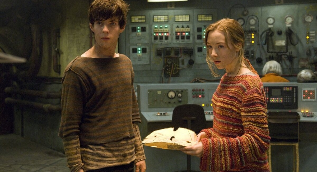 2. Город Эмбер: побег