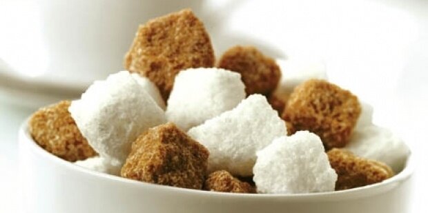 Тростниковый и свекольный сахар.