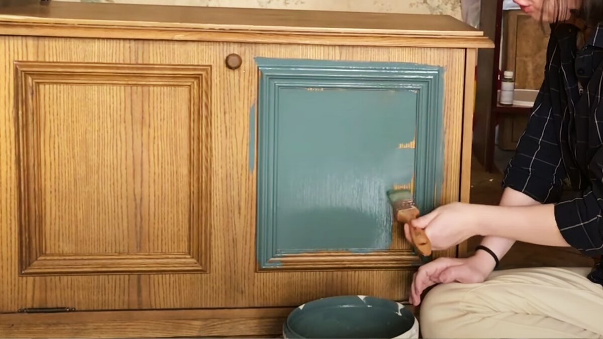 Обновление старой мебели