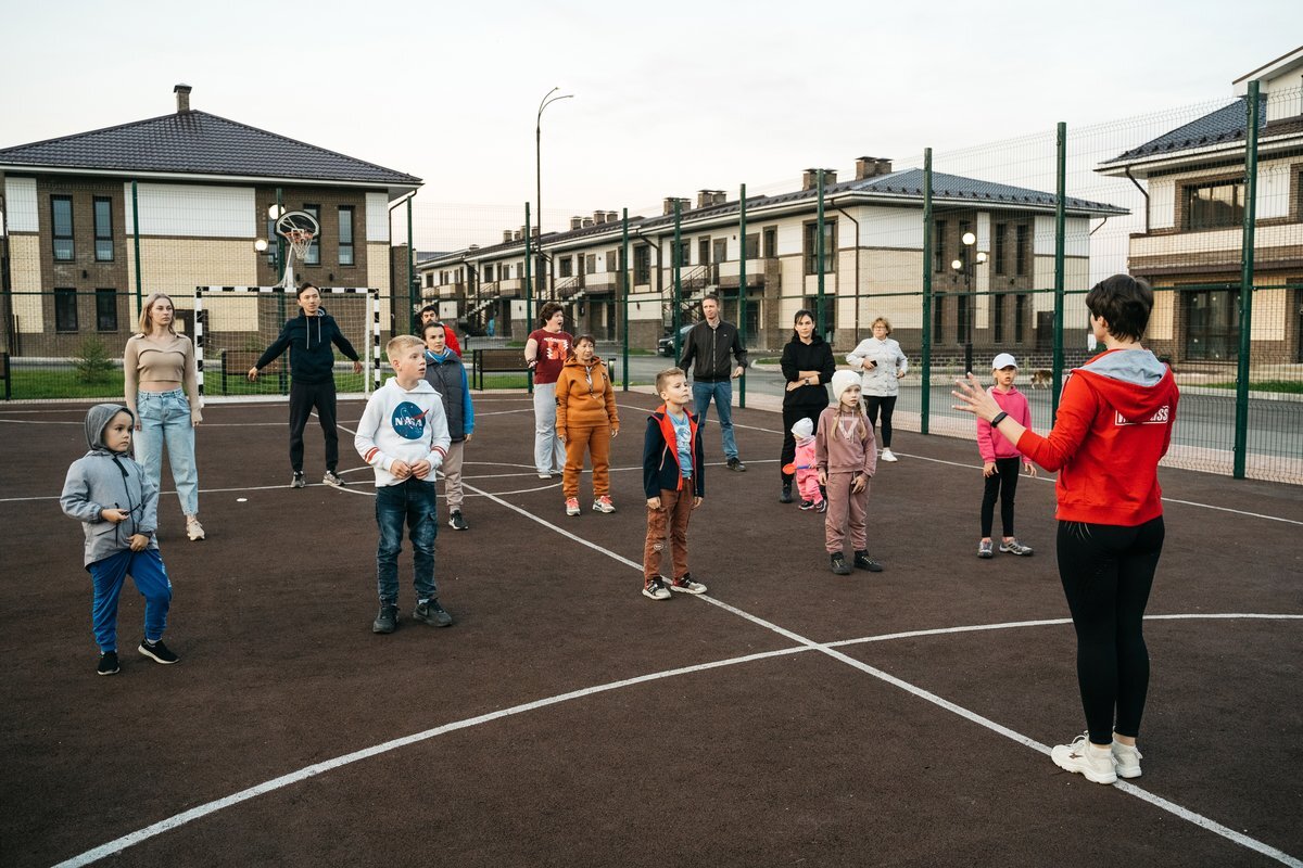 Спортивный корт в Финском квартале, мкр. Хрустальный парк